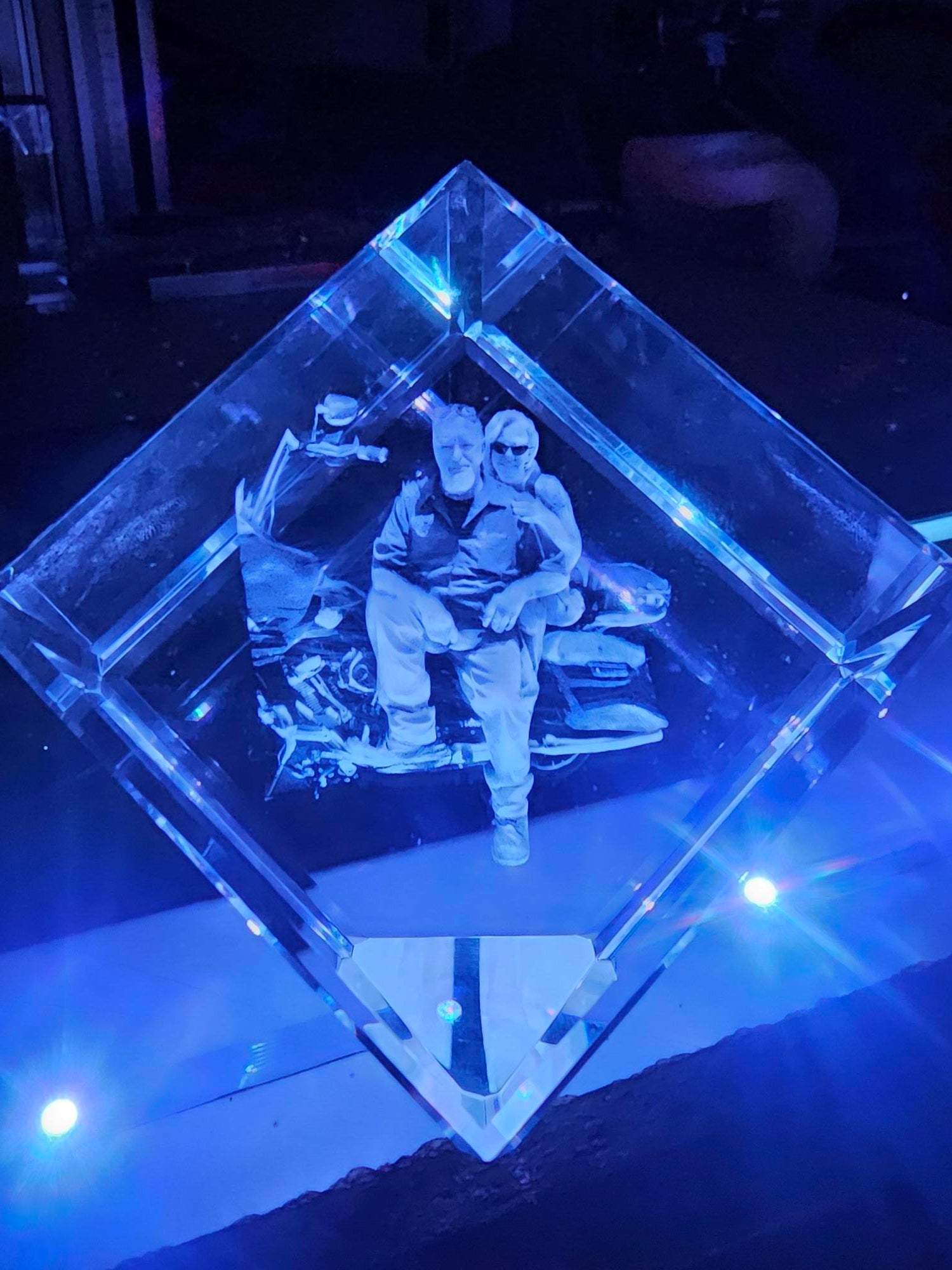 3D Engraved K9 crystals