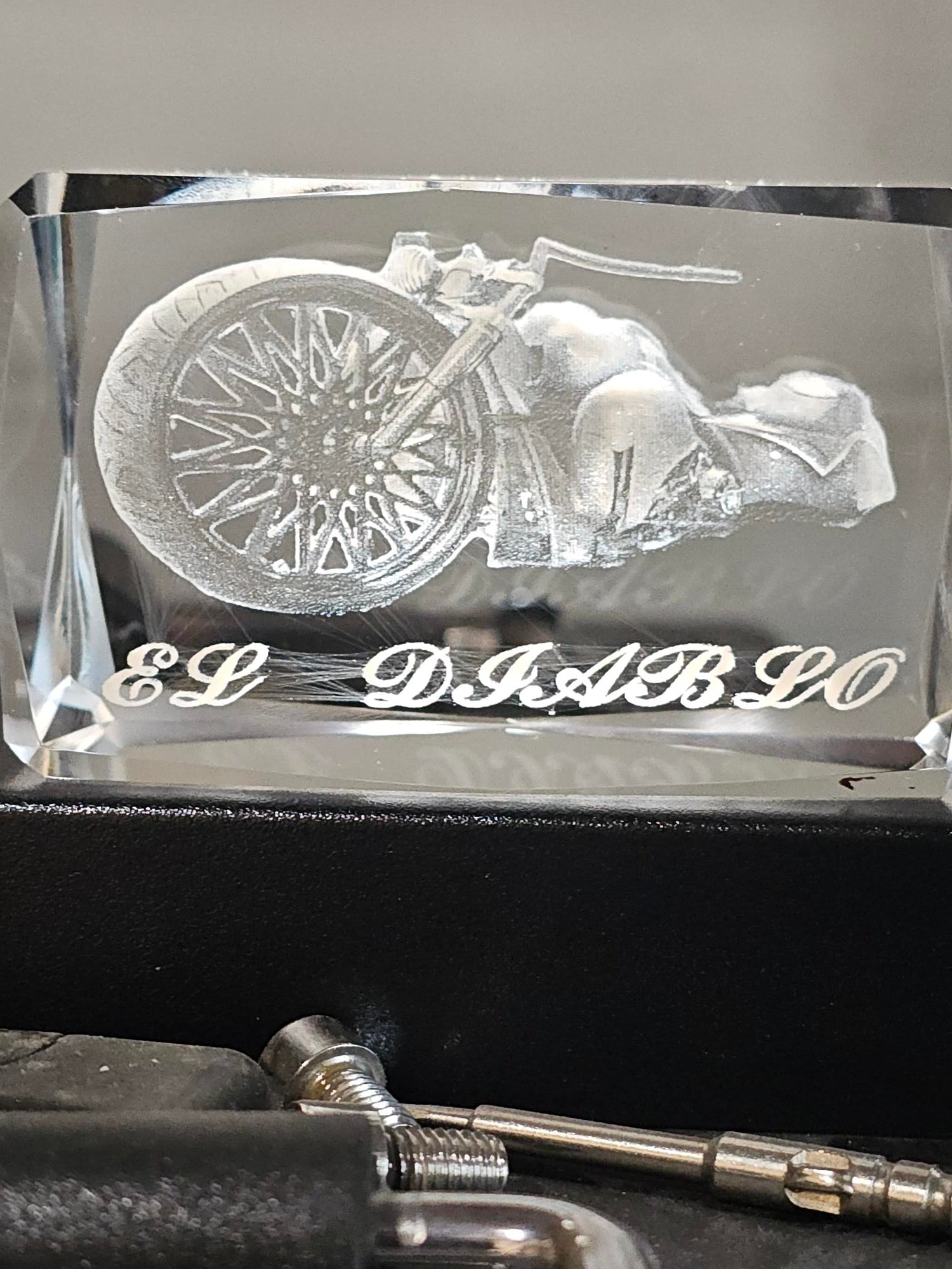 3D Engraved K9 crystals